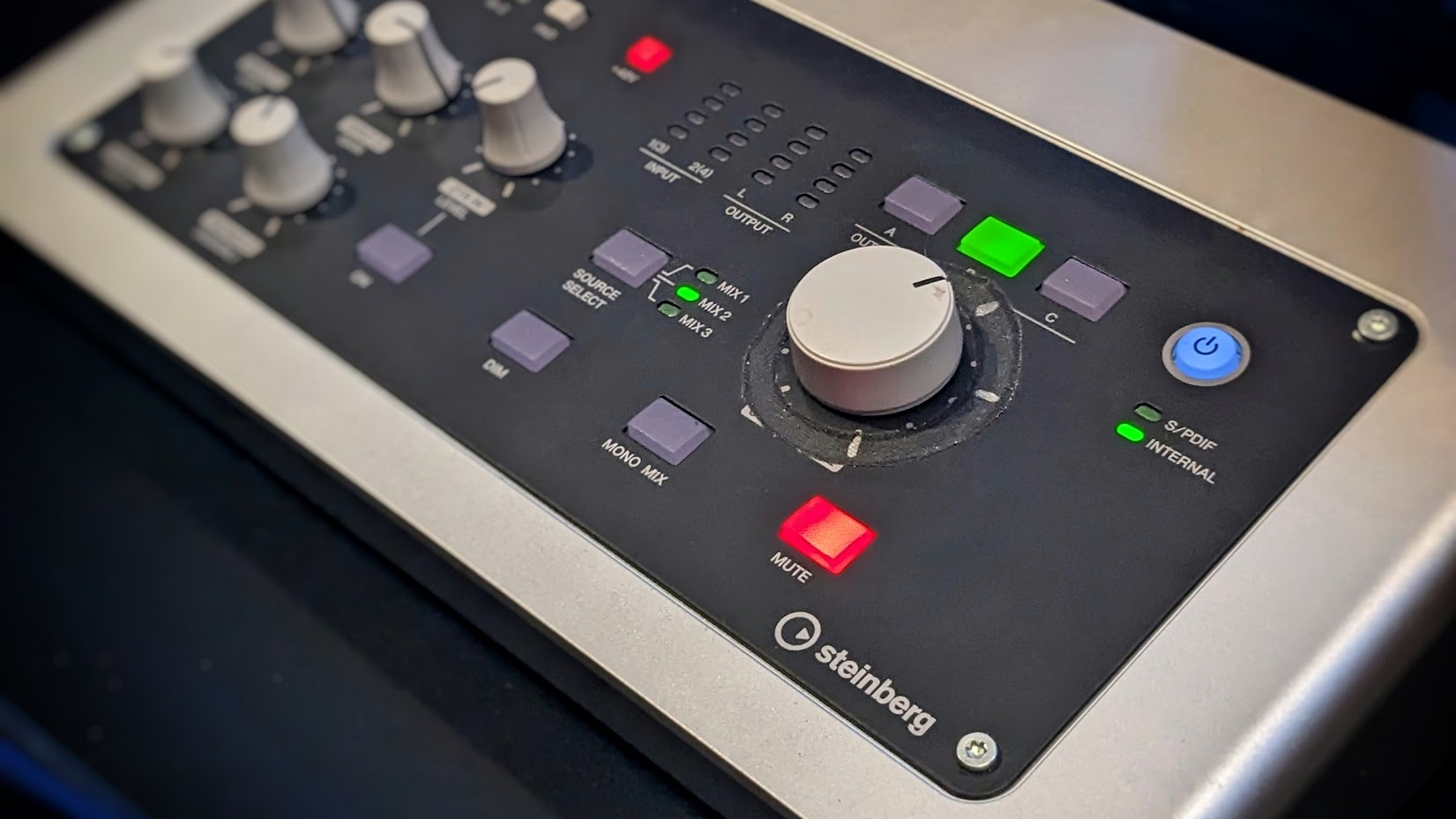 Budget Surround Monitoring with the UR28M